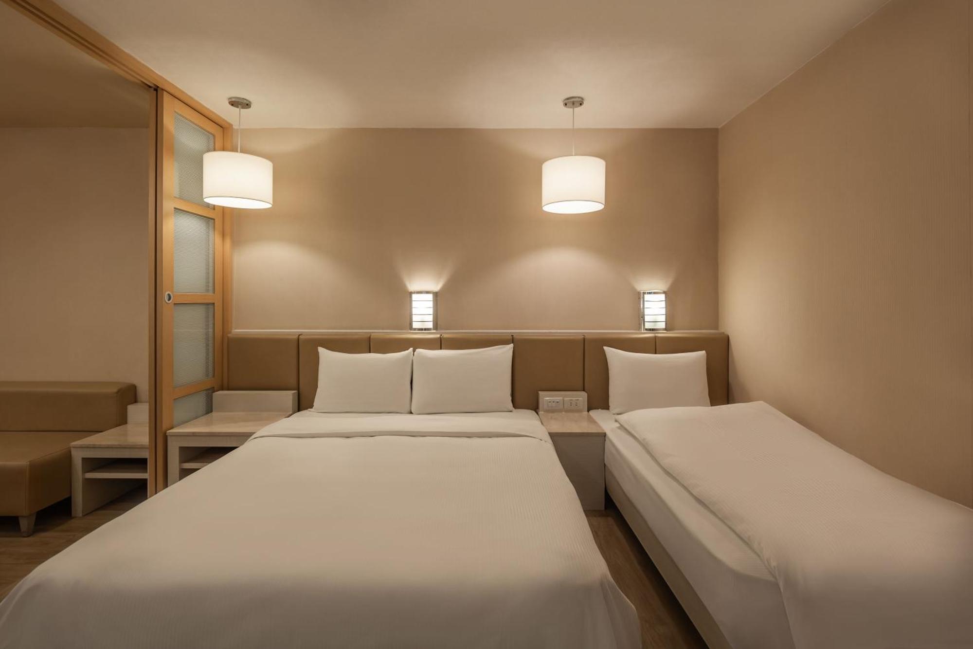 Kindness Hotel - Hanshen Kaohsziung Szoba fotó