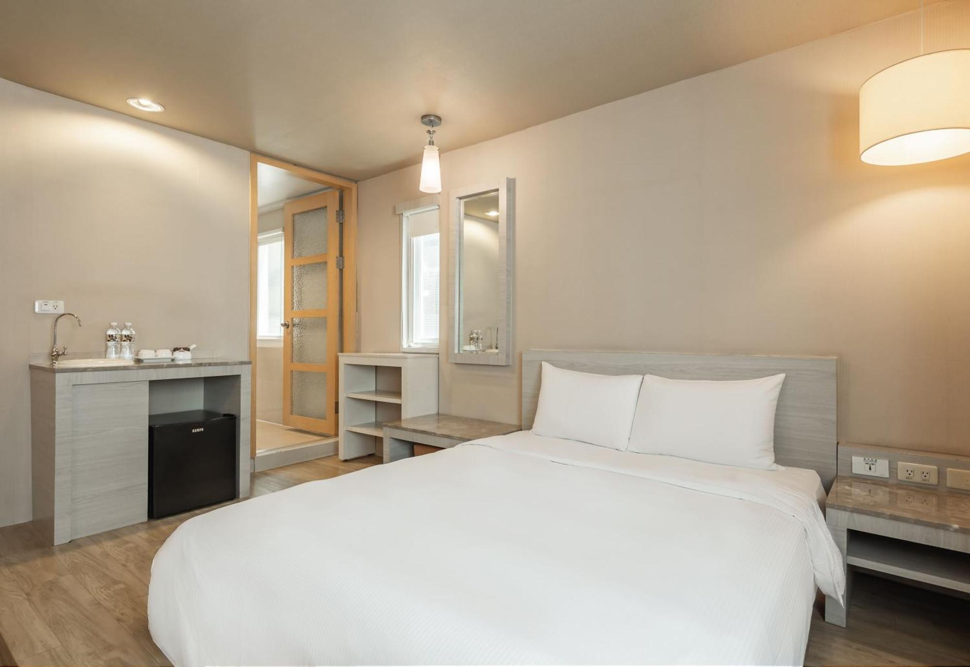 Kindness Hotel - Hanshen Kaohsziung Szoba fotó
